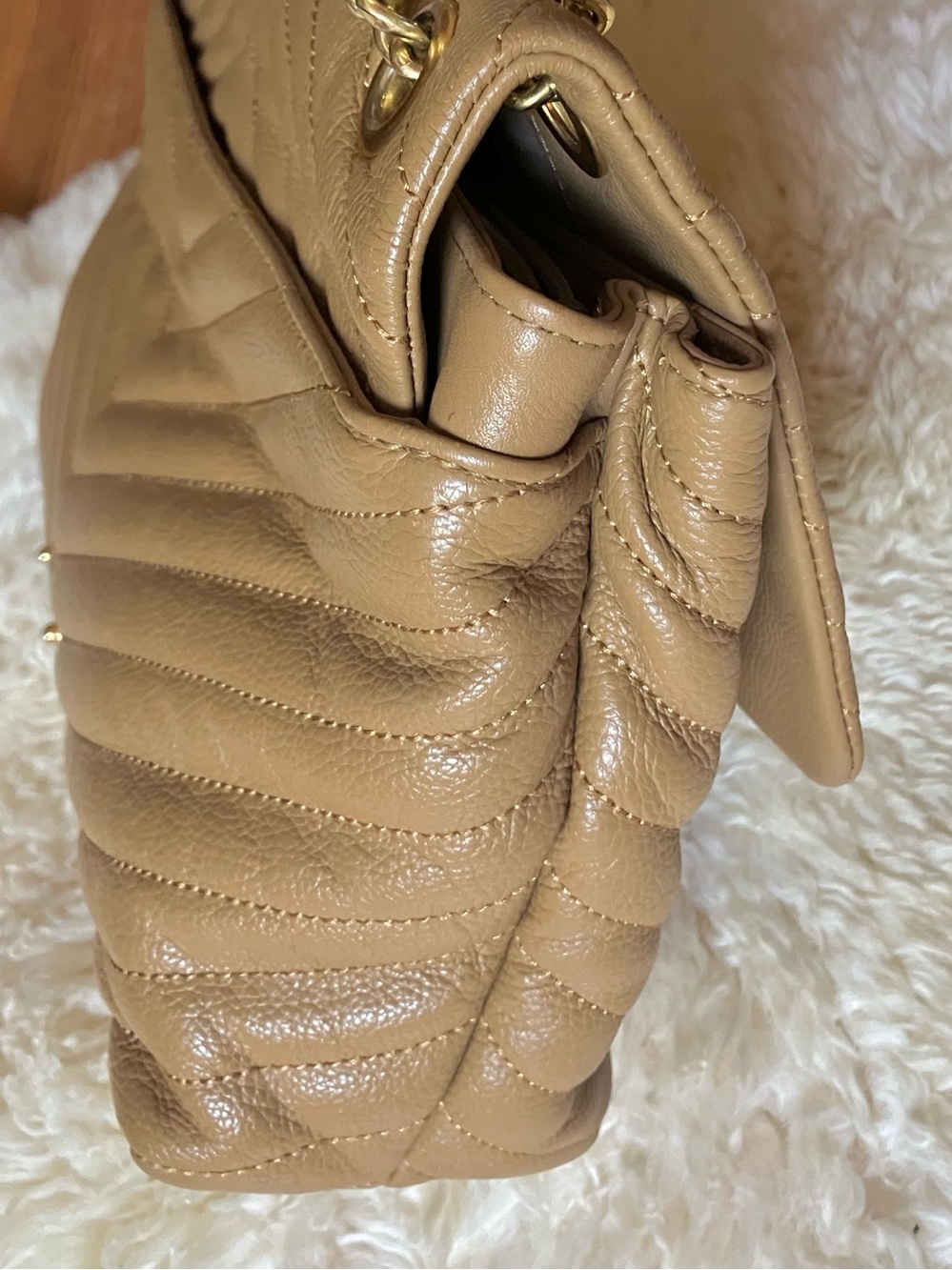 Rebecca Minkoff Edie Flap Chevron Quilted Leather Shoulder Bag in Tan - Picture 10 of 16